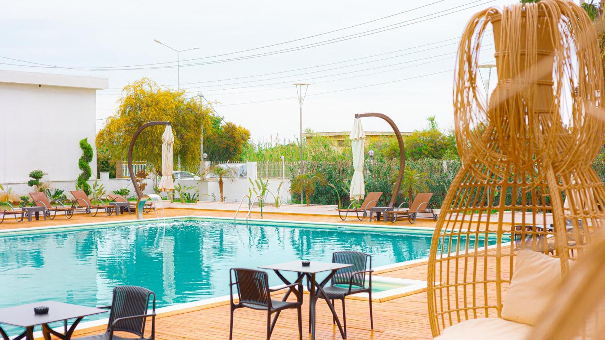 Hotel Lara Garden 4*